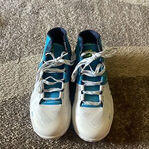 Brand New Steph Curry Basketball Shoes Men’s 8 1/2 in Box